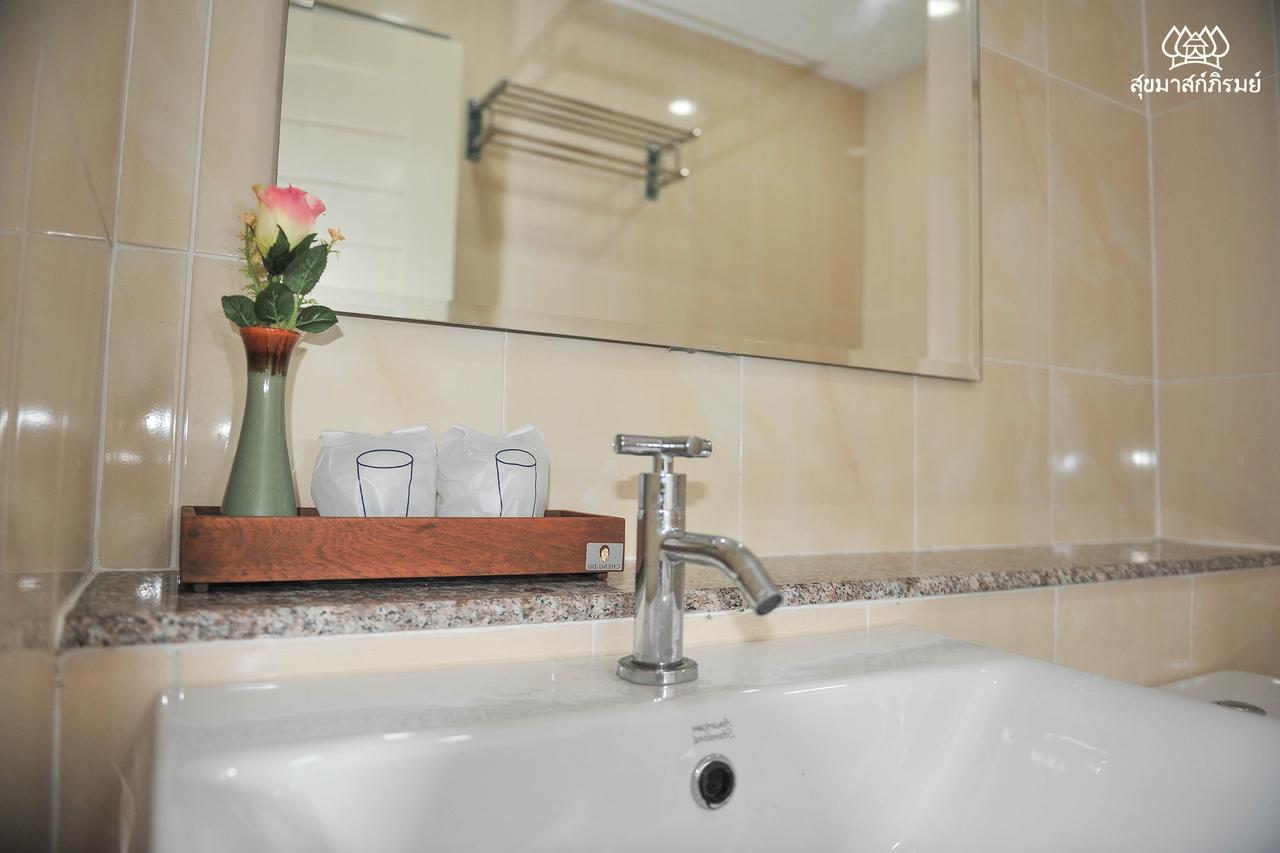 Sukkhamas Pirom Otel Nakhonratchasima Dış mekan fotoğraf